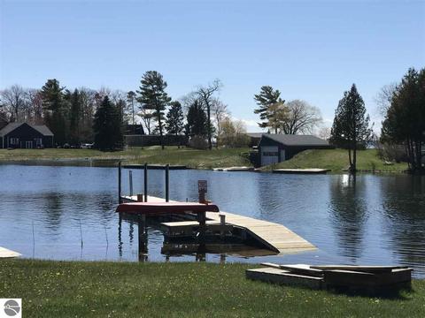 6642 E Harbor Dr, Elk Rapids, MI 49629 photo 2