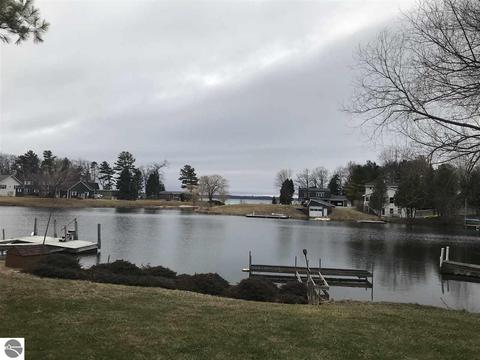 6642 E Harbor Dr, Elk Rapids, MI 49629 photo 10