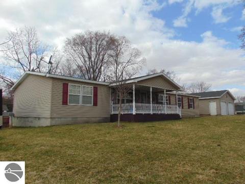 134 Grassmere Ct, Alma, MI 48801 photo 47