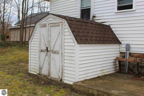 105 Elm, Manton, MI 49663 photo 28