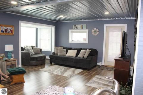 105 Elm, Manton, MI 49663 photo 8