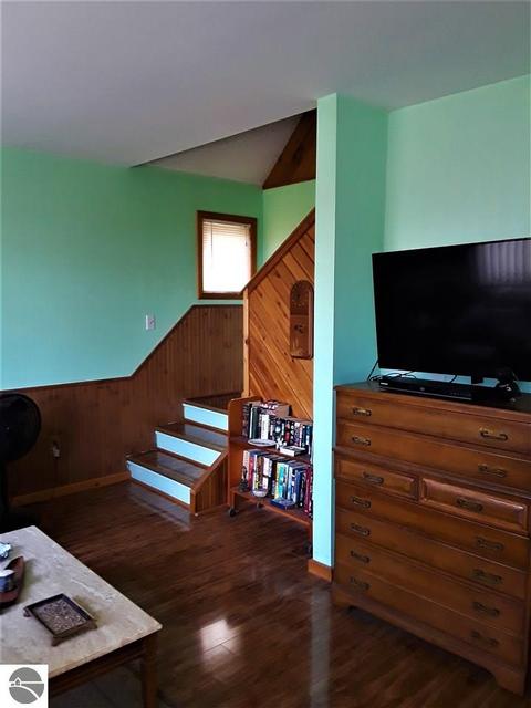 315 N Huron Rd, Au Gres, MI 48703 photo 3