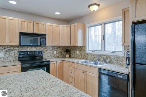 10877 Dylan Dr, Interlochen, MI 49643 photo 3
