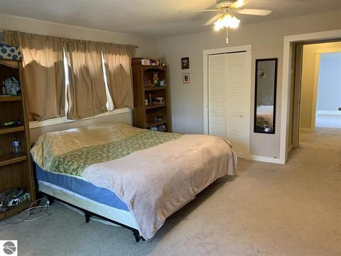 205 S Ithaca St, Ithaca, MI 48847 photo 23