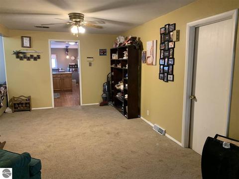 205 S Ithaca St, Ithaca, MI 48847 photo 13