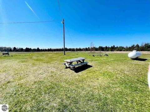 2487 E 16 Rd, Manton, MI 49663 photo 18