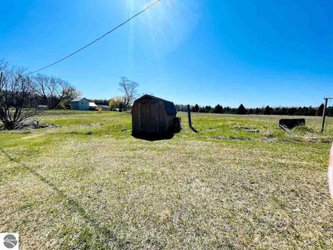2487 E 16 Rd, Manton, MI 49663 photo 22