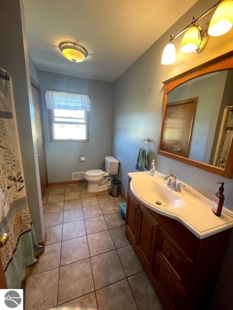 2487 E 16 Rd, Manton, MI 49663 photo 38