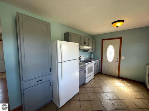 2487 E 16 Rd, Manton, MI 49663 photo 33