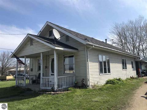 234 N Pine St, Mcbain, MI 49657 photo 3
