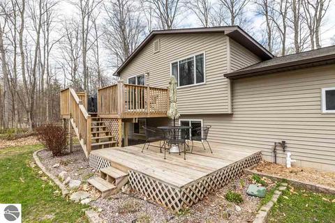 2548 E Birch Ct, Cedar, MI 49621 photo 23