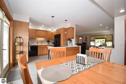 2118 E Huron, Au Gres, MI 48703 photo 36