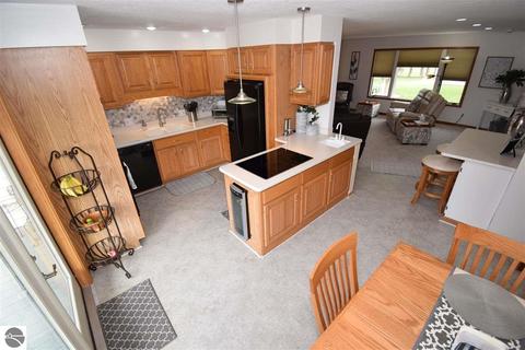 2118 E Huron, Au Gres, MI 48703 photo 37