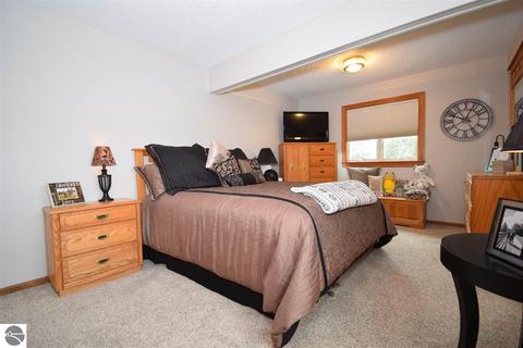 2118 E Huron, Au Gres, MI 48703 photo 31