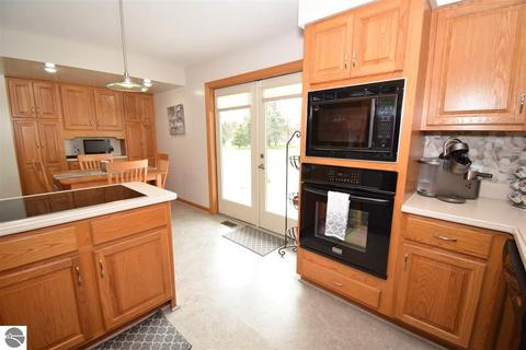 2118 E Huron, Au Gres, MI 48703 photo 38