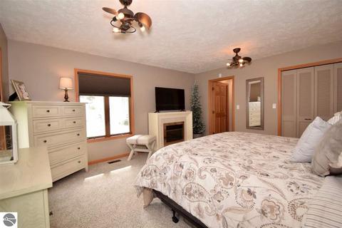 2118 E Huron, Au Gres, MI 48703 photo 58