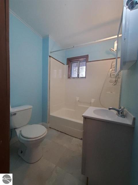 812 N Pine Ave, Alma, MI 48801 photo 24
