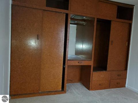 812 N Pine Ave, Alma, MI 48801 photo 22