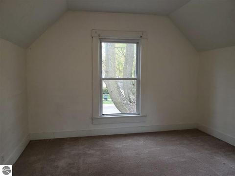812 N Pine Ave, Alma, MI 48801 photo 30