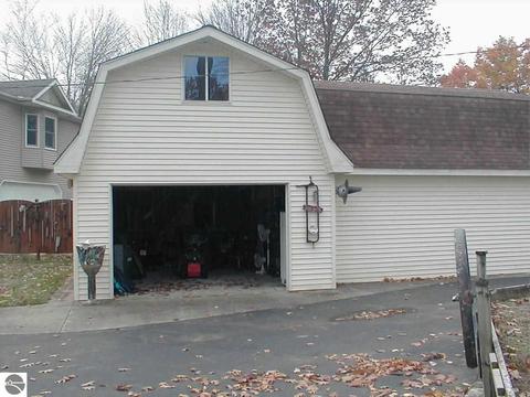 3872 Thendara Dr, Gladwin, MI 48624 photo 7