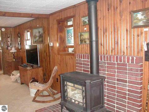 3872 Thendara Dr, Gladwin, MI 48624 photo 5