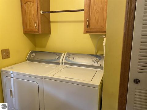 9530 Nancy Ann Dr, Gladwin, MI 48624 photo 23