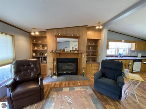 9530 Nancy Ann Dr, Gladwin, MI 48624 photo 16