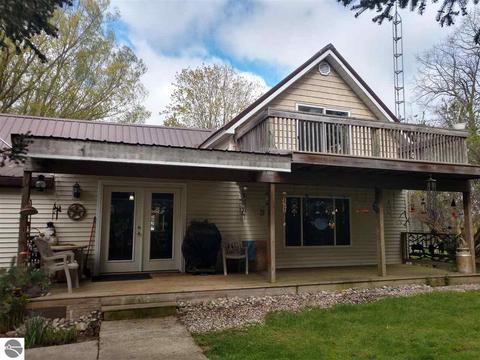 230 S Lehman Rd, Twining, MI 48766 photo 1