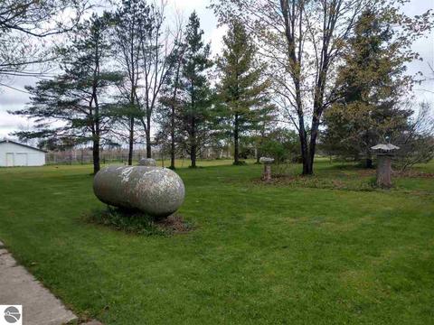 230 S Lehman Rd, Twining, MI 48766 photo 12