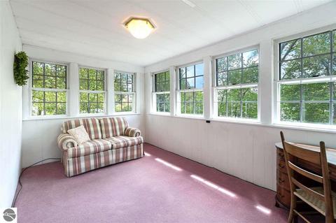 107 W Maple St, Shepherd, MI 48883 photo 29