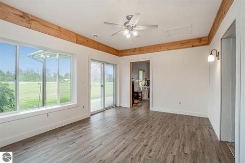 925 S Saint Johns St, Ithaca, MI 48847 photo 13