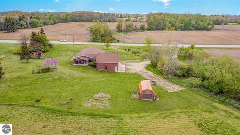 925 S Saint Johns St, Ithaca, MI 48847 photo 32