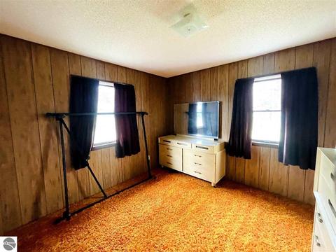 10151 E 12 Rd, Manton, MI 49663 photo 30