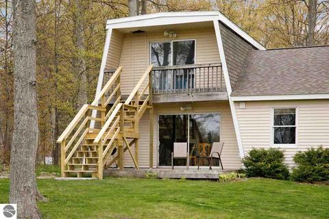 2380 E Sugar Maple Dr, Cedar, MI 49621 photo 7