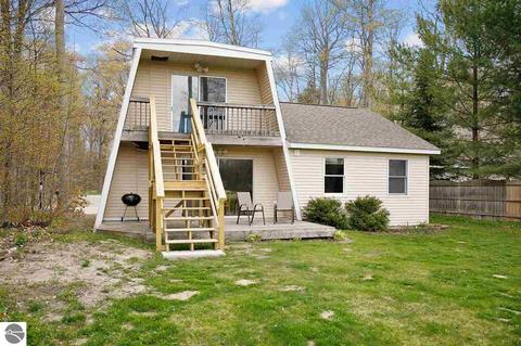 2380 E Sugar Maple Dr, Cedar, MI 49621 photo 8