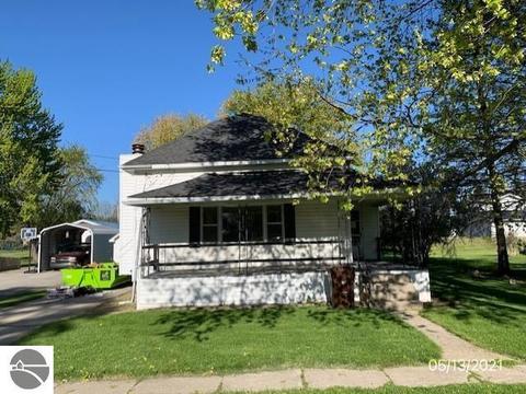 416 S Main, Ithaca, MI 48847 photo 2