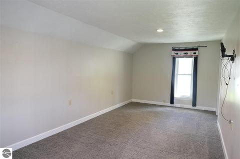 415 E Newark St, Ithaca, MI 48847 photo 20