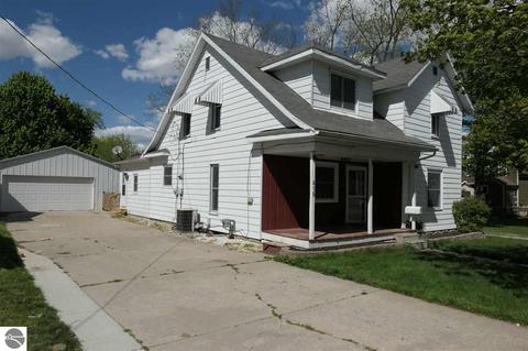 415 E Newark St, Ithaca, MI 48847 photo 3