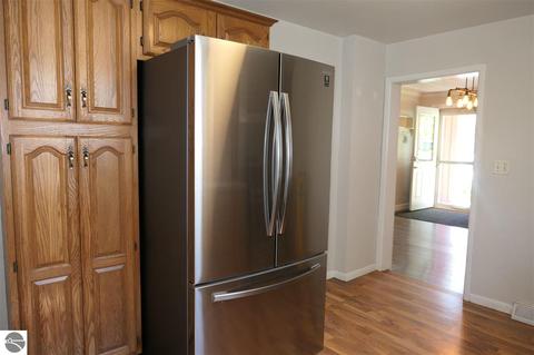 415 E Newark St, Ithaca, MI 48847 photo 11