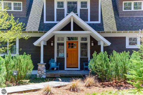 1164 E Traverse Lake Rd, Cedar, MI 49621 photo 16