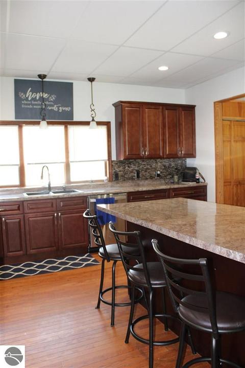 9635 S Shepherd Rd, Shepherd, MI 48883 photo 3