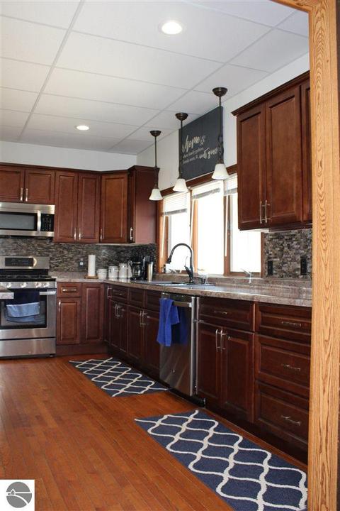 9635 S Shepherd Rd, Shepherd, MI 48883 photo 5