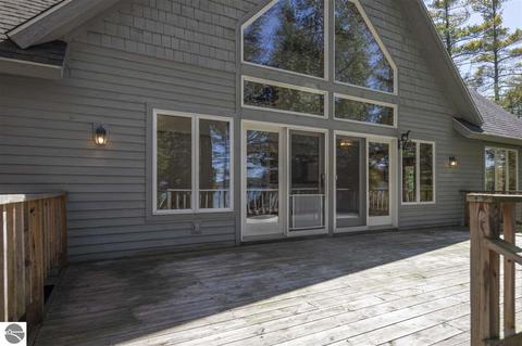 677 E Lin-sher-dave Ln, Cedar, MI 49621 photo 26