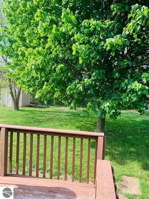 1609 E Bellows St, Mount Pleasant, MI 48858 photo 7