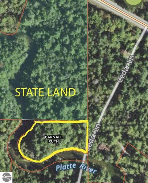 1446 Cedar Ln, Honor, MI 49640 photo 19