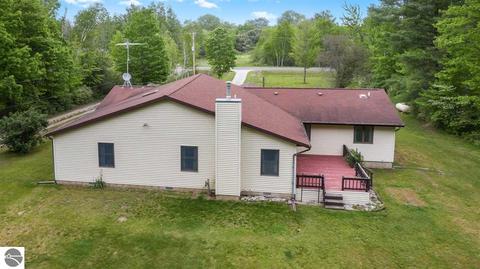4870 S Wise Rd, Shepherd, MI 48883 photo 8