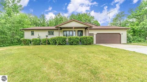 4870 S Wise Rd, Shepherd, MI 48883 photo 1