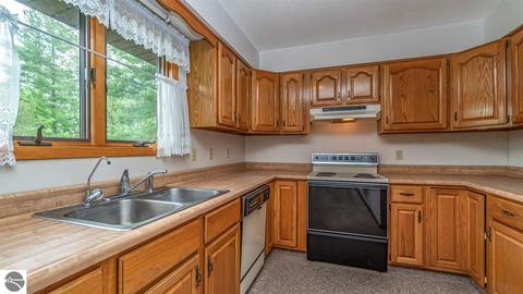 4870 S Wise Rd, Shepherd, MI 48883 photo 13