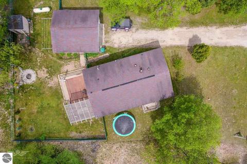 587 Gitchegumee Dr, Buckley, MI 49620 photo 13