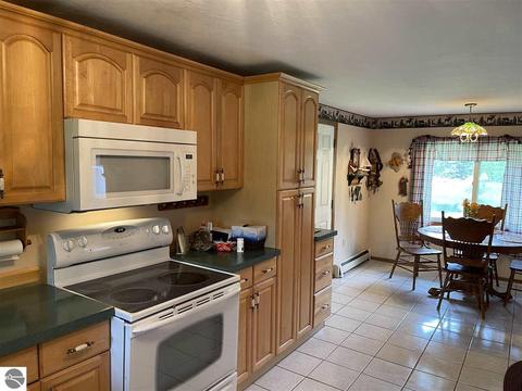 900 N Black, Twining, MI 48766 photo 12